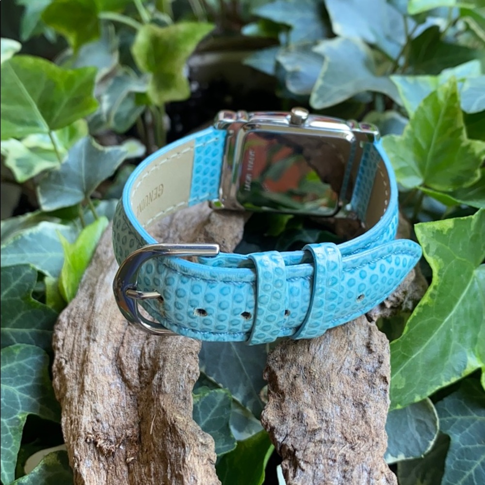 Vintage Y2K  Art Deco style watch silver case/Tiffany blue band/glow dial. - Picture 4 of 7
